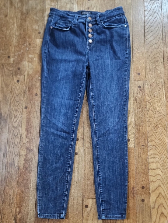 Judy Blue Denim - Judy Blue Skinny Jeans with Button-Fly Size 9/29
